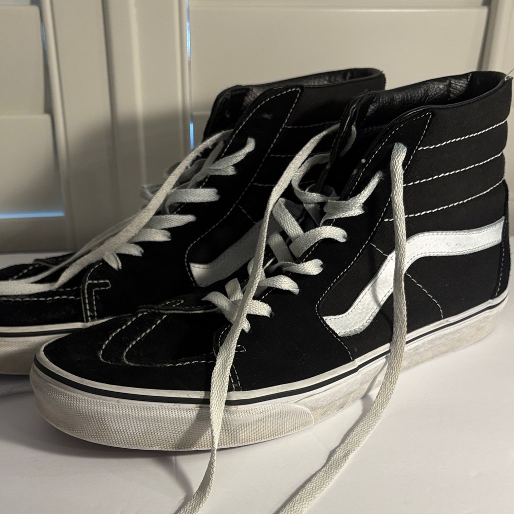 Vans Hightop Skate Shoes- Black and White